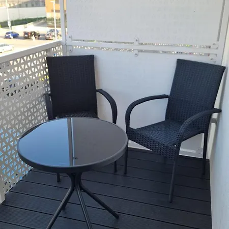 W Centrum Luksusowy, Klimatyzacja, Full Opcja, Zameldowanie 24h, Duzy Parking, Balkon, Playstation 5, Ekspres, Netflix, Winda, Fv, Nowy Budynek * Starogard Gdanski