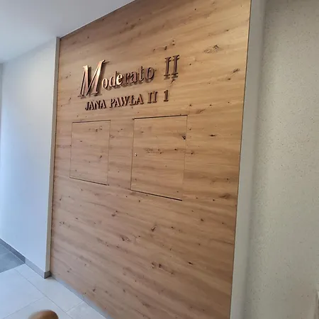 W Centrum Luksusowy, Klimatyzacja, Full Opcja, Zameldowanie 24h, Duzy Parking, Balkon, Playstation 5, Ekspres, Netflix, Winda, Fv, Nowy Budynek Starogard Gdanski
