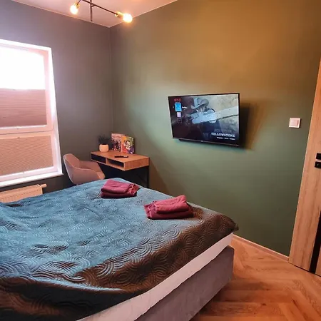 W Centrum Luksusowy, Klimatyzacja, Full Opcja, Zameldowanie 24h, Duzy Parking, Balkon, Playstation 5, Ekspres, Netflix, Winda, Fv, Nowy Budynek Starogard Gdański