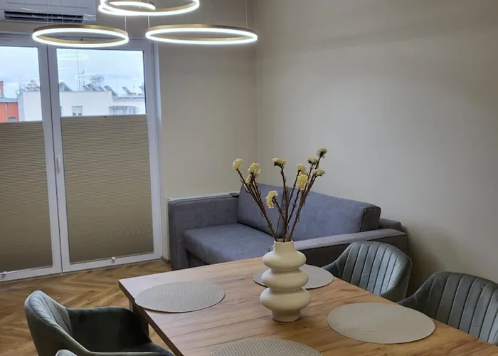 Appartamento W Centrum Luksusowy, Klimatyzacja, Full Opcja, Zameldowanie 24h, Duzy Parking, Balkon, Playstation 5, Ekspres, Netflix, Winda, Fv, Nowy Budynek Starogard Gdański