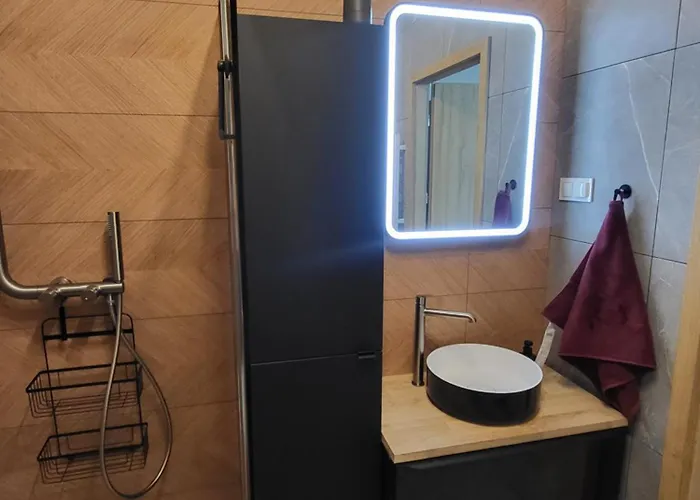 W Centrum Luksusowy, Klimatyzacja, Full Opcja, Zameldowanie 24h, Duzy Parking, Balkon, Playstation 5, Ekspres, Netflix, Winda, Fv, Nowy Budynek Appartamento